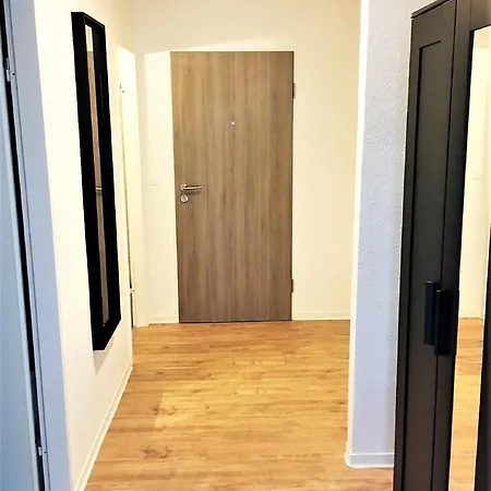 Working & Longstay Dd * Düsseldorf