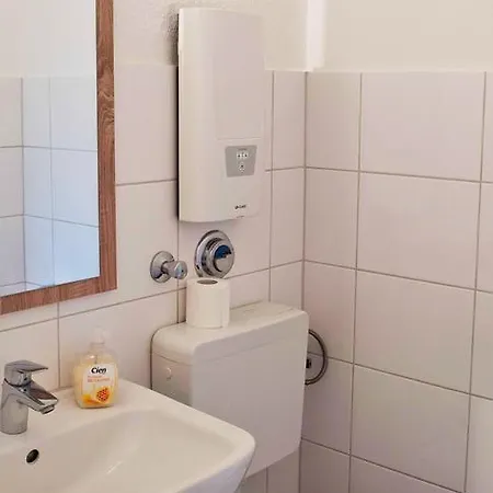 Apartment Working & Longstay Dd